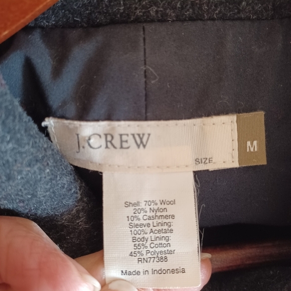J. Crew Classic double breasted Peacoat.  Wool, Cashmere blend  Size medium - Picture 3 of 7